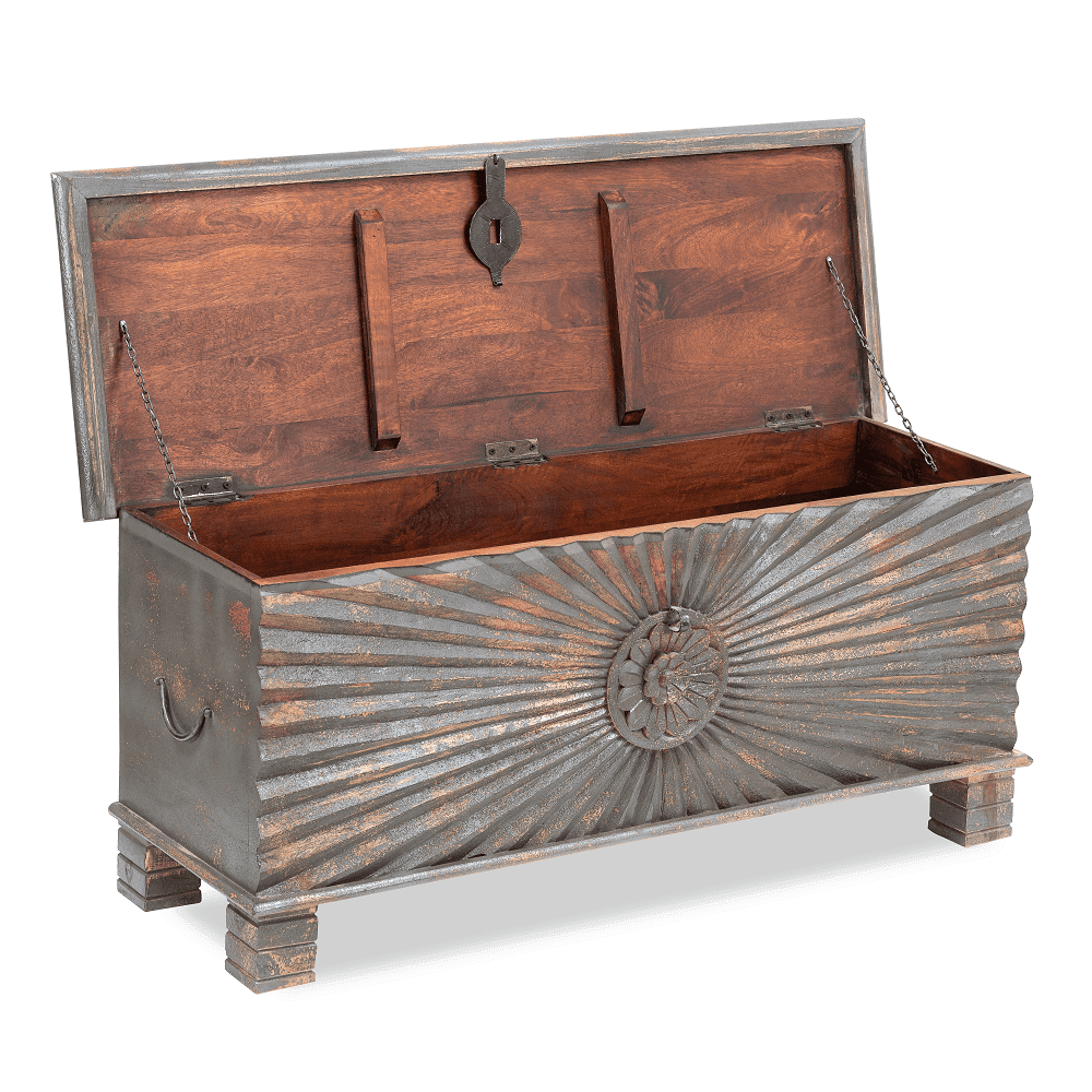 antique trunk box